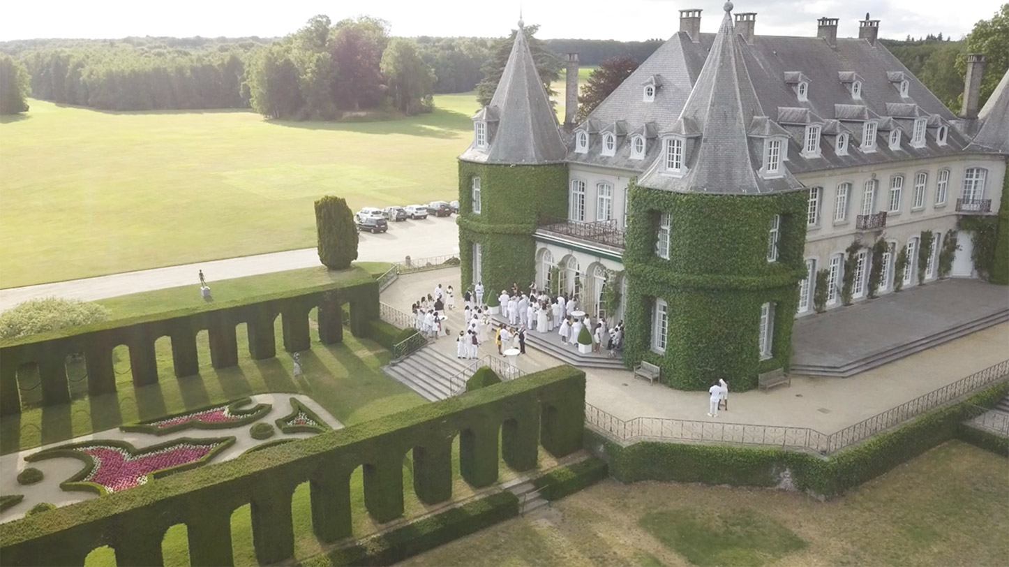 Photo aérienne en drone du chateau de la hulpe à Bruxelles Belgique